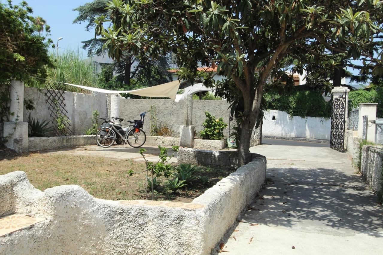 Villa La Casa Bianca Lipari  Exterior foto